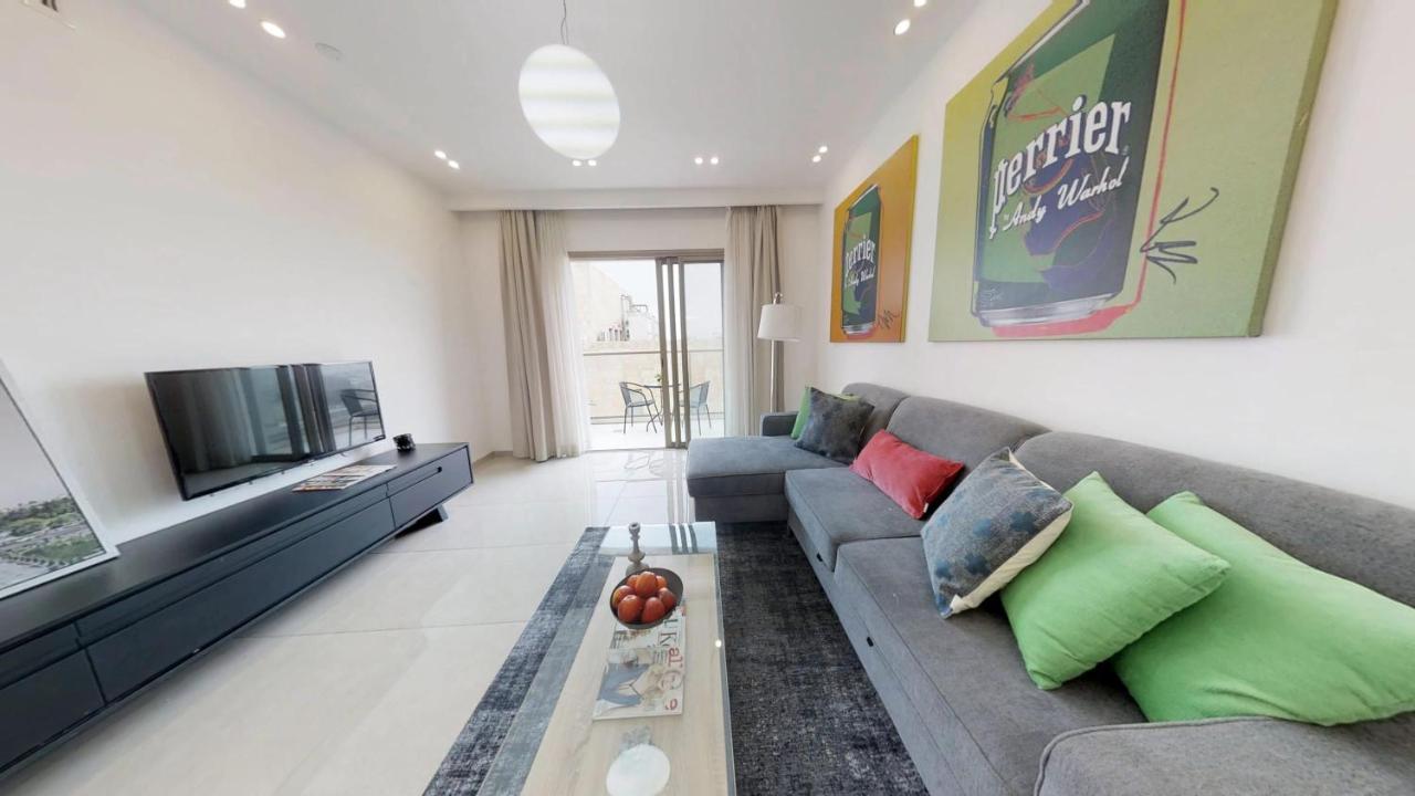 Exclusive Two-Bedroom Apartment With Parking Jerusalem Eksteriør bilde