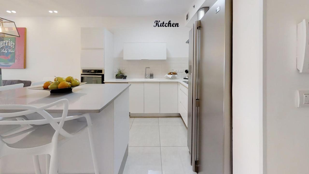 Exclusive Two-Bedroom Apartment With Parking Jerusalem Eksteriør bilde