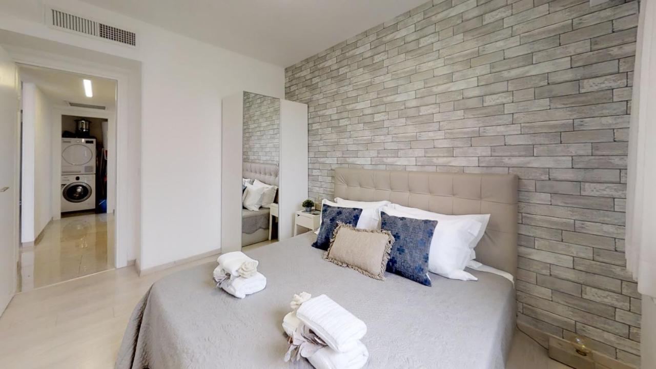 Exclusive Two-Bedroom Apartment With Parking Jerusalem Eksteriør bilde